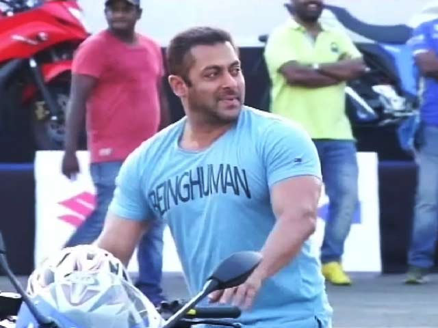 salman khan,dhoom 4,dhoom 4 on cards,aditya chopra  దుమ్ము రేపడానికి 4 వ సారి వస్తున్నారు..!